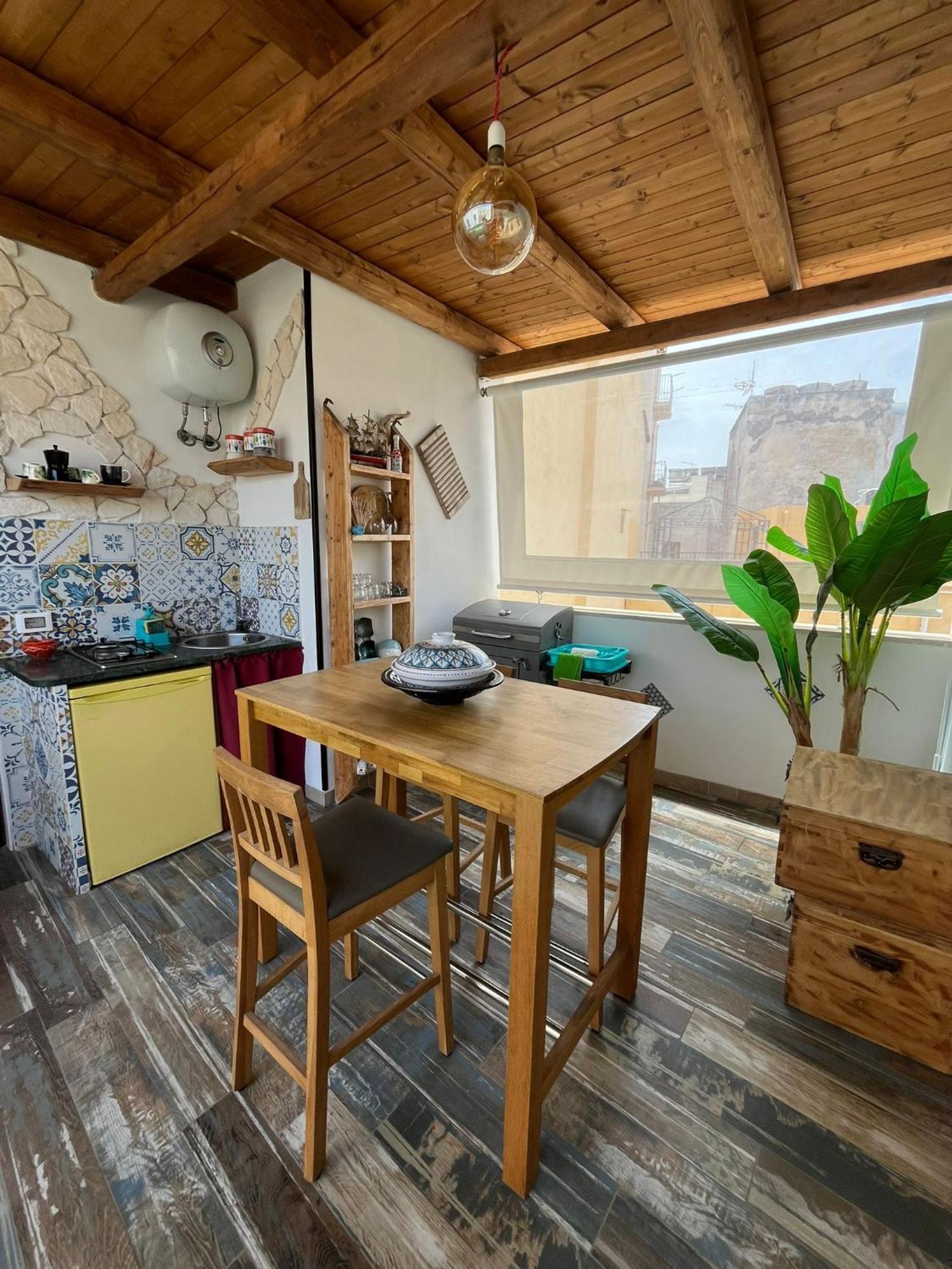 דירות טרפאני Casa Di Dalila מראה חיצוני תמונה